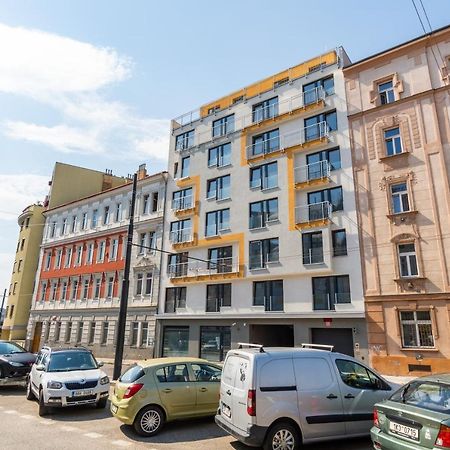 Studio Brand New Apartment #28 In New Building With Free Parking In City Center Prag Exteriör bild