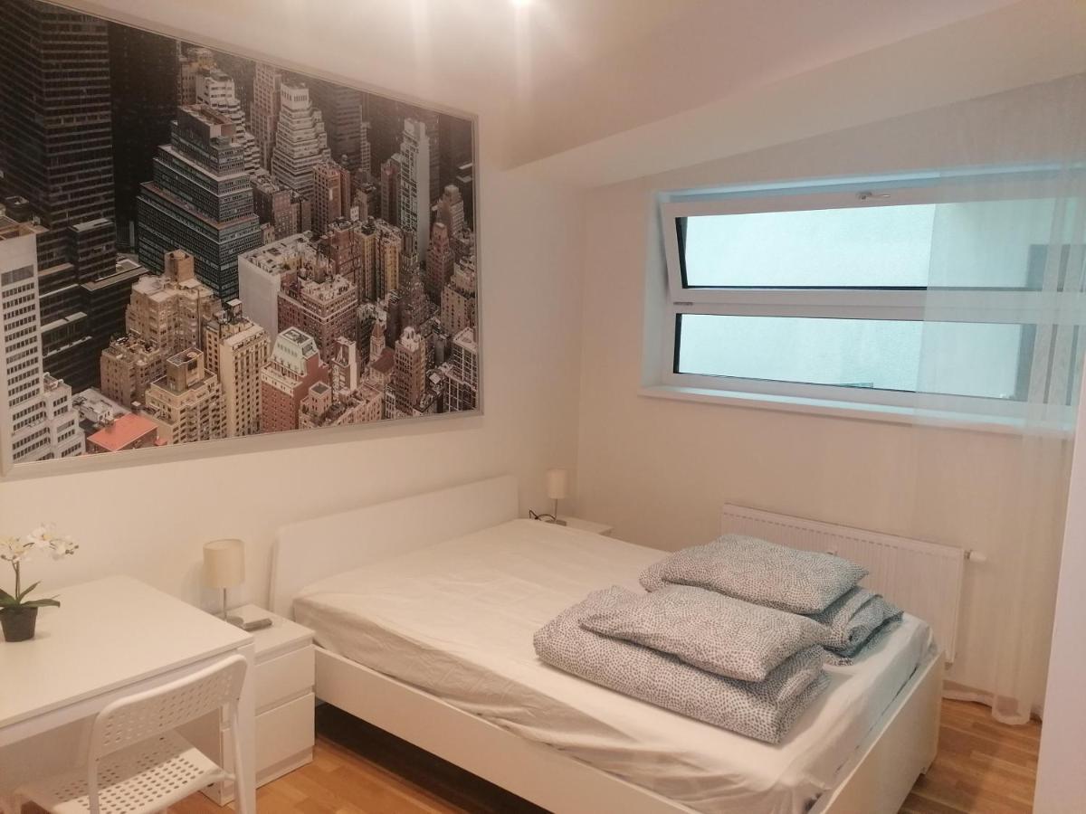 Studio Brand New Apartment #28 In New Building With Free Parking In City Center Prag Exteriör bild